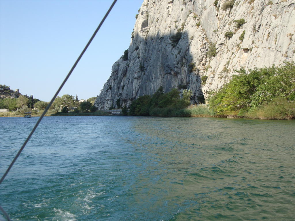 Apartments Villa Amalia Omiš Esterno foto